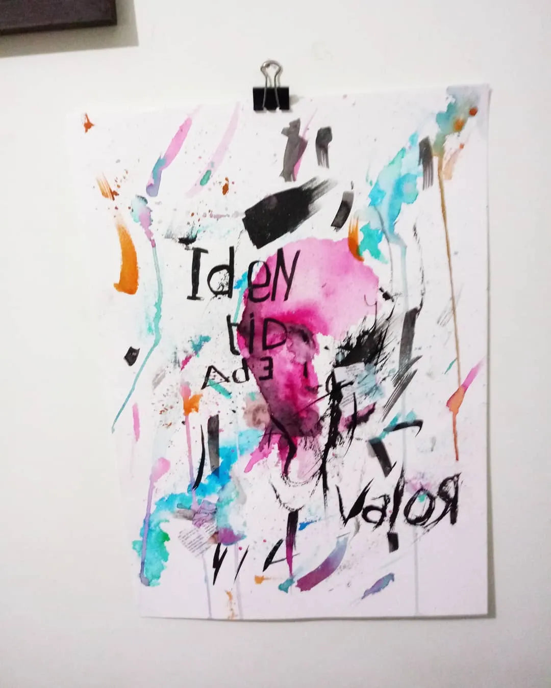 Em busca de identidade